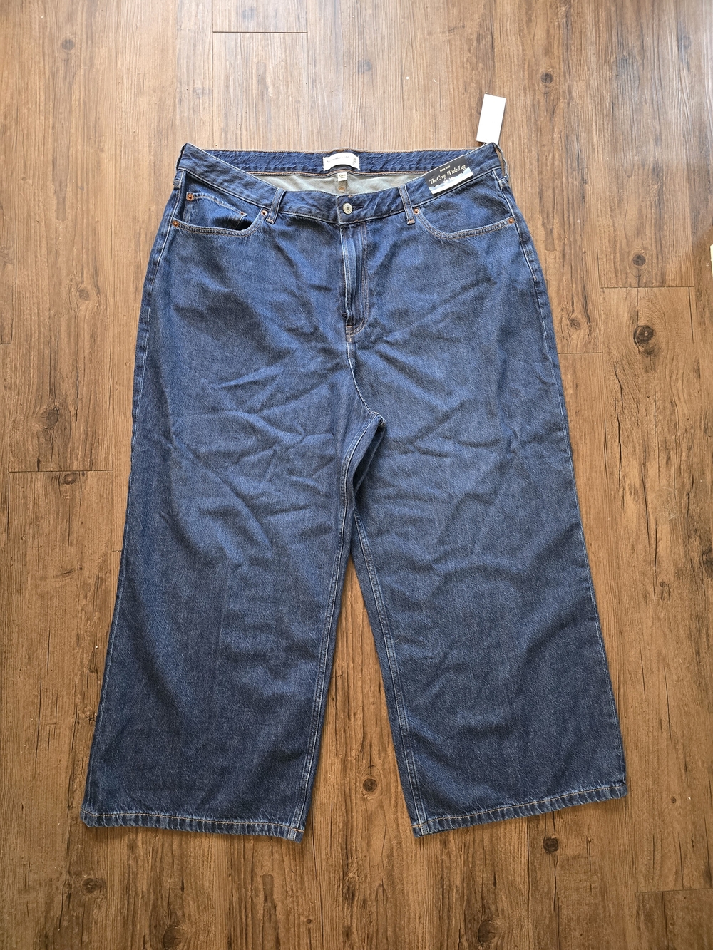 Abercrombie & Fitch New With Tags "The Crop Wide Leg" High Rise Curve Love Jeans
